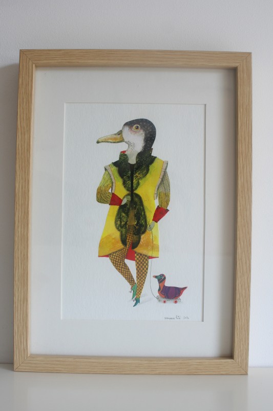 Oiseau costumé n°1, cadre bois format A4 (280 euros)